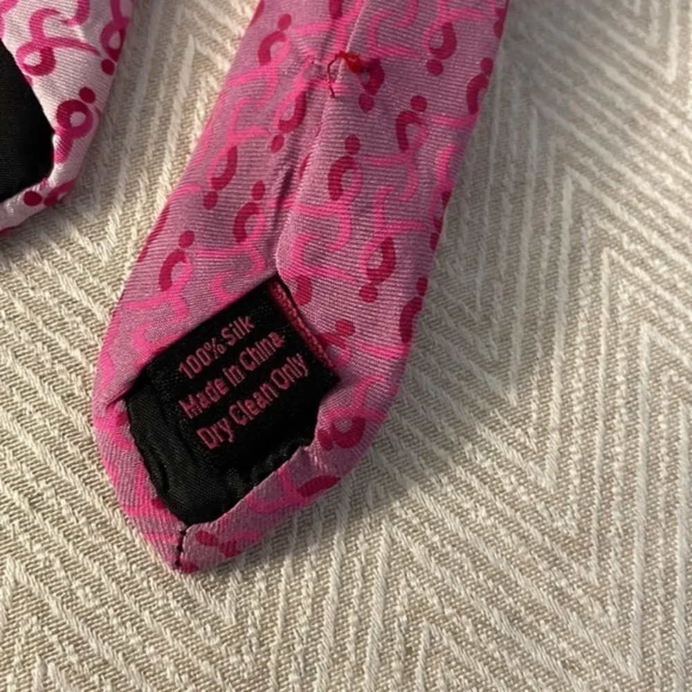 Susan G. Komen for the cure Silk Tie‎